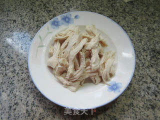 黑木耳黄瓜拌鸡胸肉步骤5