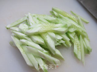 黑木耳黄瓜拌鸡胸肉步骤9