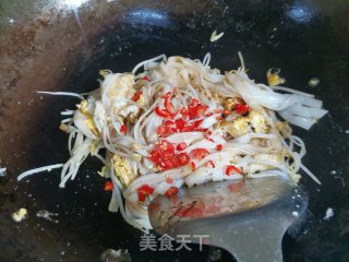 蛋炒粉步骤7