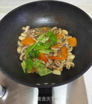小炒口蘑步骤10