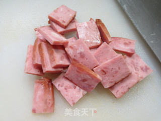烤火腿炒三椒步骤4