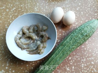 丝瓜虾仁炒蛋步骤1