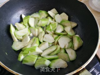 丝瓜虾仁炒蛋步骤6