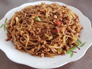 蚂蚁上树(肉末炒红薯粉条)步骤5