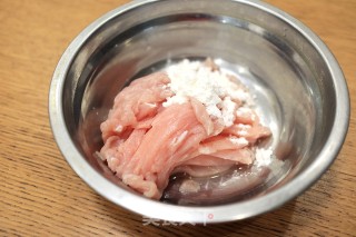 肉丝炒辣椒步骤4