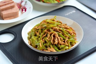 肉丝炒辣椒步骤8
