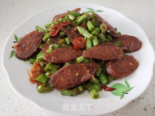 豇豆炒腊肠步骤5