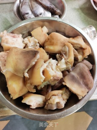 干烧牛蹄步骤1
