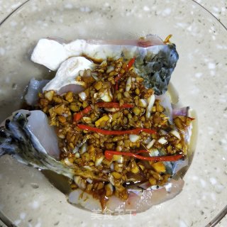 金针菜蒸鱼腩步骤4