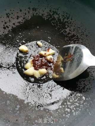 黄豆酱烧冬瓜步骤3
