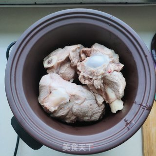 电砂锅酱大骨步骤7