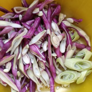 猪肉炖紫芸豆步骤3