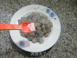 虾仁豆腐皮卷步骤3