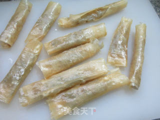 虾仁豆腐皮卷步骤10