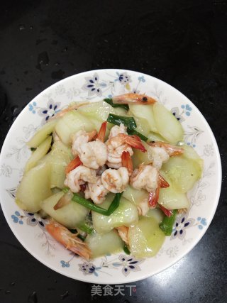 潮汕夏天常见的吊瓜炒虾仁步骤6