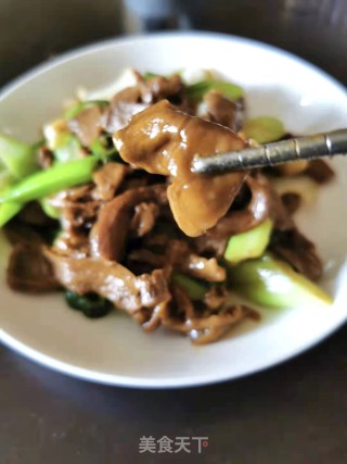 素炒白牛肝菌步骤9