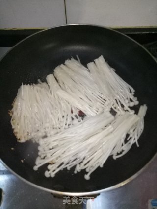 香煎金针菇步骤3
