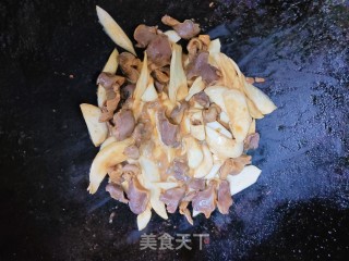 爆炒鸡胗杏鲍菇步骤5