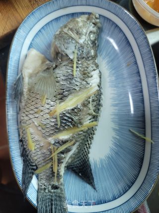 洋葱蒸花斑步骤3