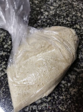 一口酥脆皮豆腐步骤3