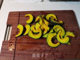 肉末炒南瓜步骤2