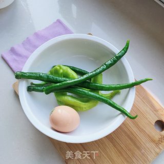 面炕辣椒步骤1