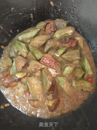 香辣咸鱼茄子煲！步骤6