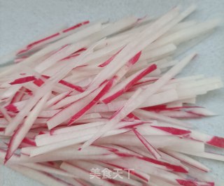 水萝卜炒红薯梗步骤5