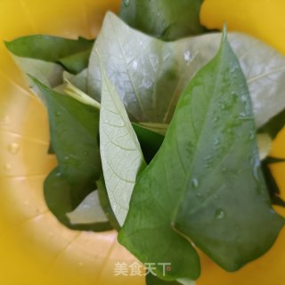 椒香薯叶鹅蛋饼步骤3