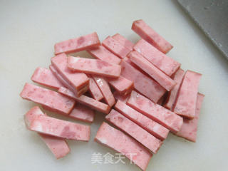烤火腿炒韭黄步骤2