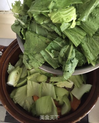 烧骨芥菜煲步骤10