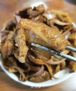 排骨焖元菇步骤11
