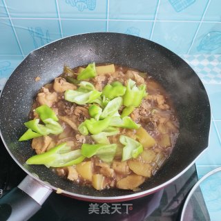 鸡块烧土豆步骤11