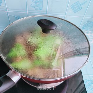 鸡块烧土豆步骤12