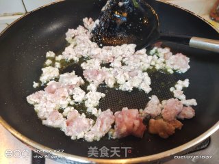 肉末炒酸豆角步骤2