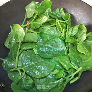 木耳菜炒鸡蛋 步骤6