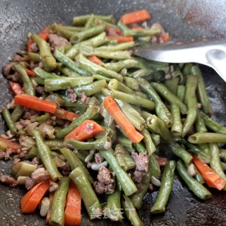 肉末焖豇豆角步骤13