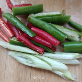 蟹味菇炒豆腐步骤8