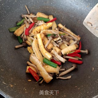 蟹味菇炒豆腐步骤21