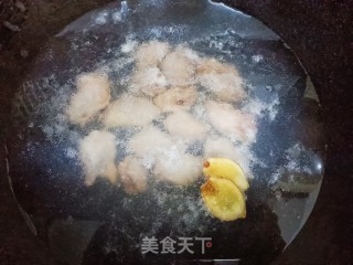 酱焖鸭翅步骤2