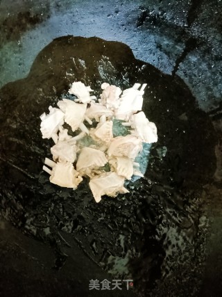 酱焖鸭翅步骤4