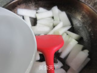黑木耳烤火腿煮冬瓜步骤4
