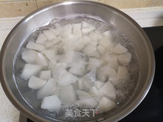 牛杂萝卜锅步骤3