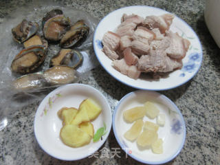 鲍鱼烧五花肉步骤1