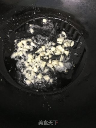 黄豆酱炒通菜步骤3