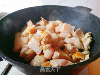 红烧肉炖蛋步骤5