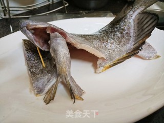 清蒸‘立’鱼步骤3