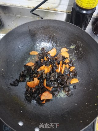 滑炒肉片步骤6