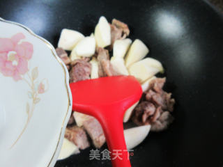 牛肉烧茭白步骤5