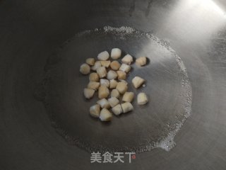 干贝虾米蒸蛋步骤2